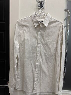 Express Men's Button-Down Shirt in Light Beige